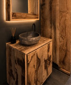 Unterschrank im Badezimmer aus Eiche-Antik
