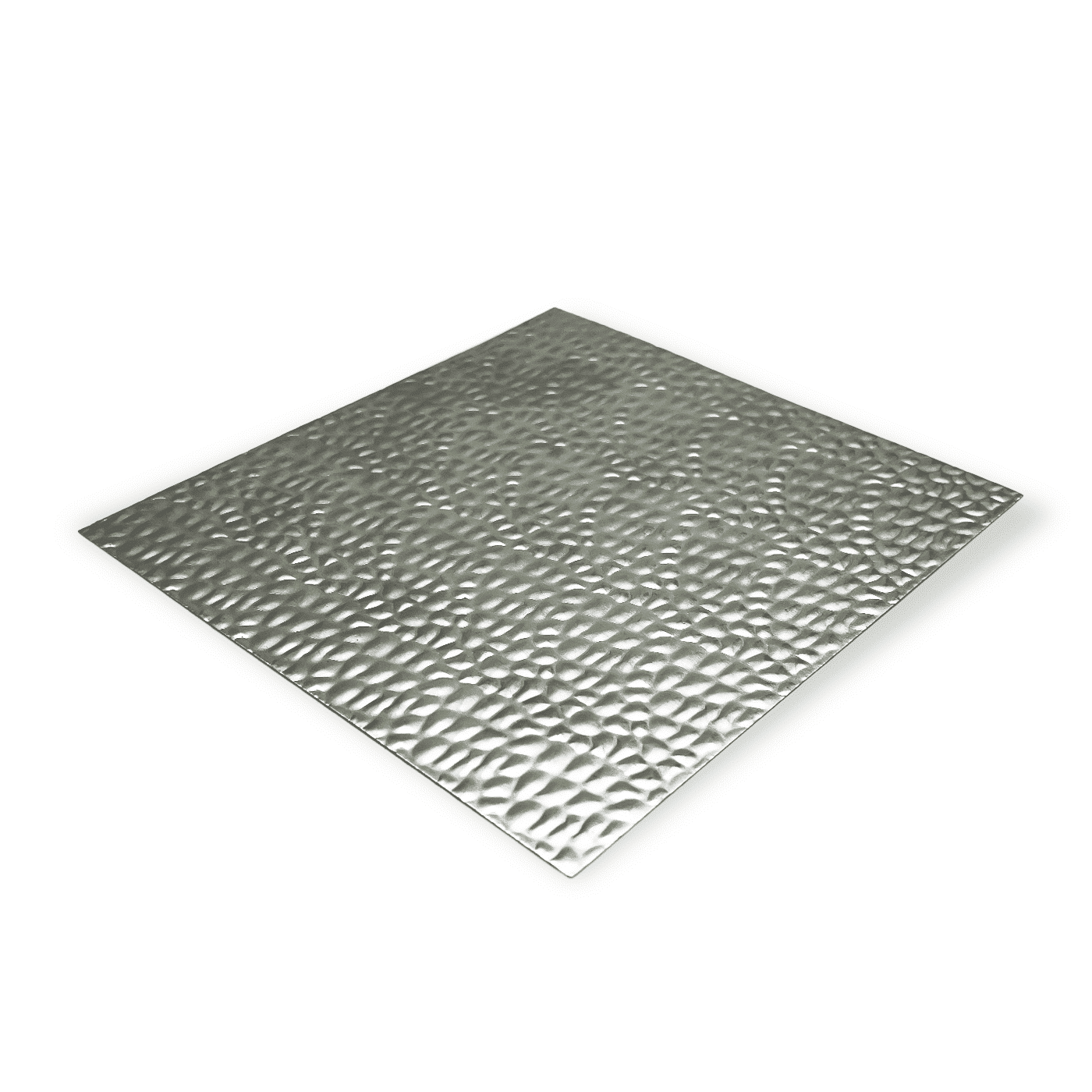 Quadratische Hammerschlag-Metallplatte mit markanter strukturierter Oberfläche.