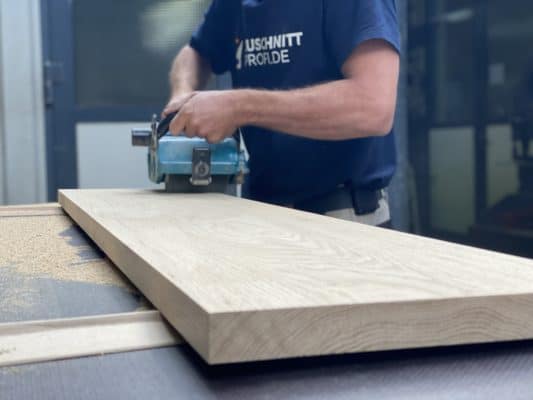 Handgefertigte-Baumkante_4_Bürsten