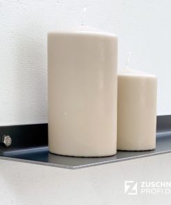 Schmales Wandboard aus Metall